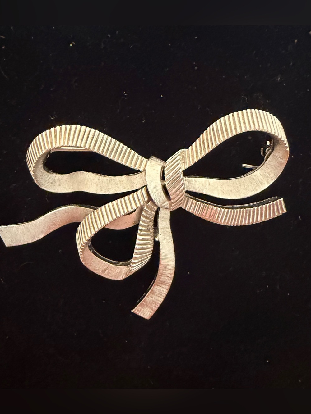 Vintage Crown Trifari Brushed Silver Tone Bow Brooch